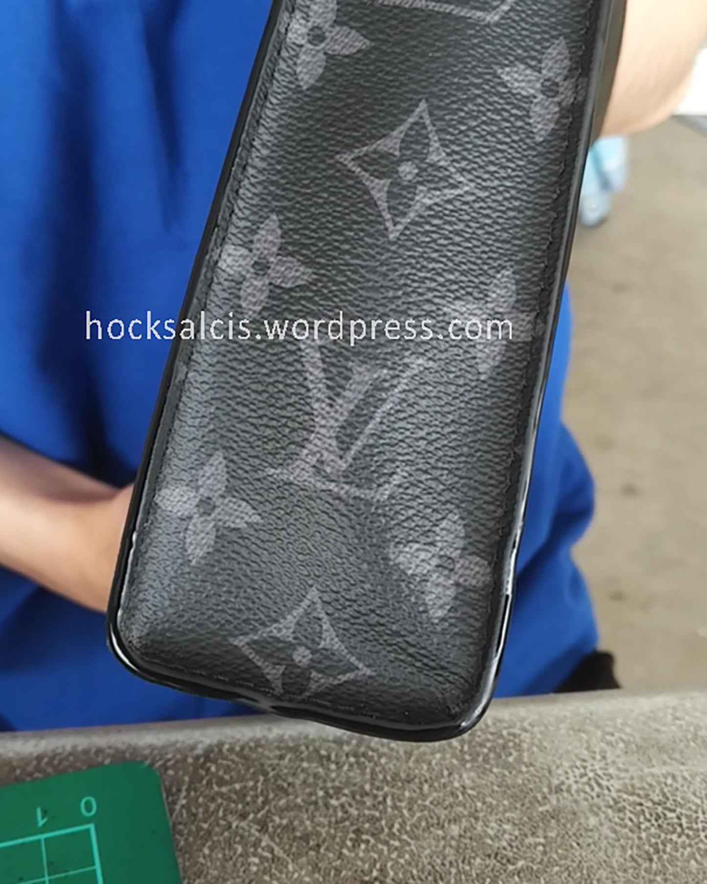 Repair edge paint LV bag Singapore