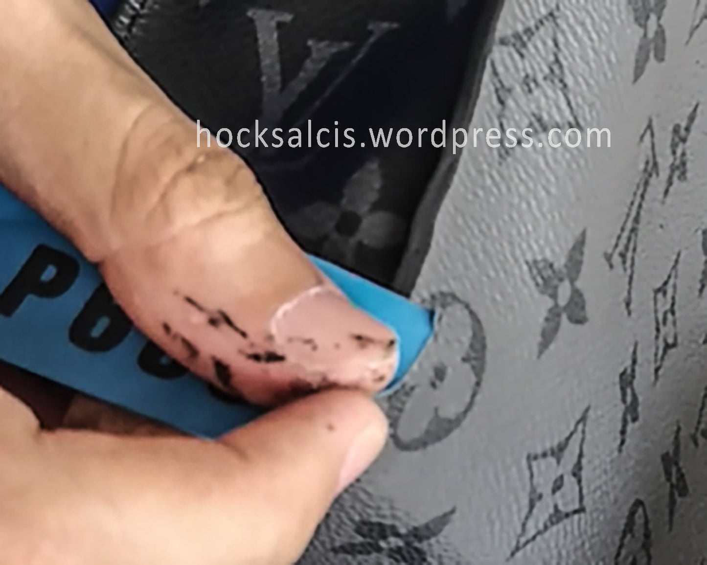 Repair edge paint LV bag Singapore
