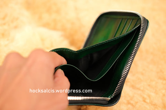 Aquila lucky green patina zipper wallet
