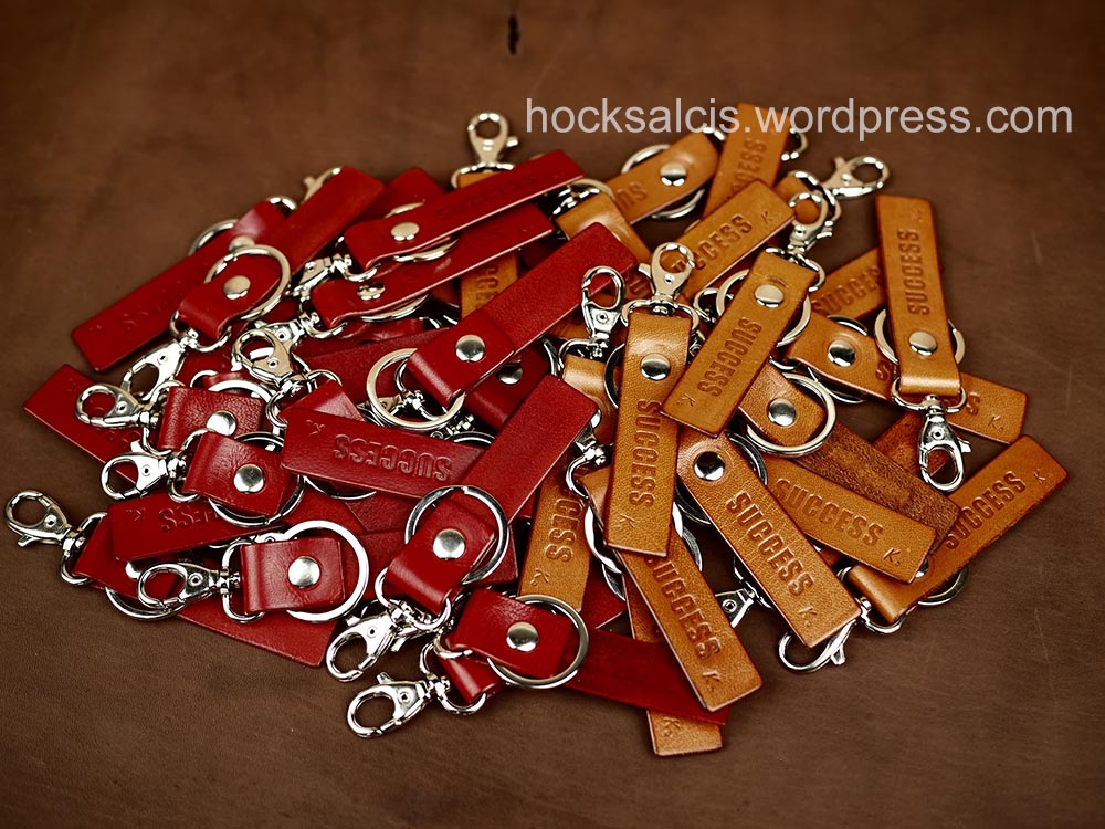 [Wholesale] Leather Key Chain (50 pieces)